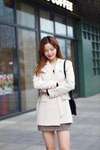 2021春款定制金属纽扣西装外套，女装西装，红雀纺