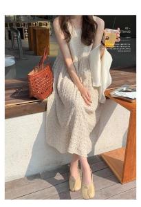 【现货】夏季新款 压皱吊带连衣裙,女装背心吊带,木可可木R