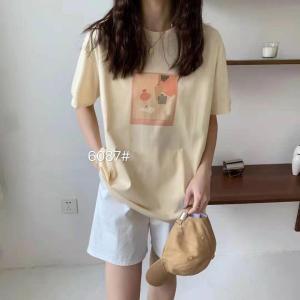 女装