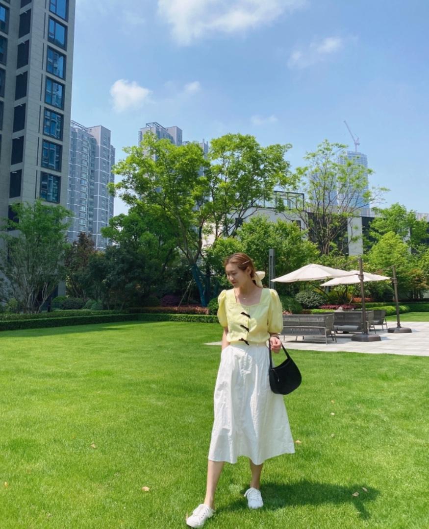 珍珠蝴蝶结麻料上衣，女装，新袖