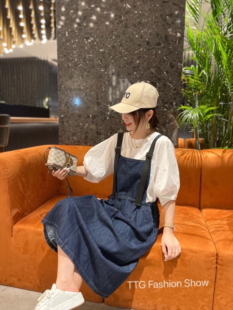 牛仔背带裙，女装，跳跳谷