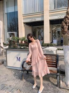 2021春季新品 不规则压皱连衣裙,女装连衣裙,M.W 嫚维