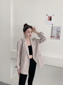 早春 小西服 通勤百搭 时尚感UP 米色系好搭配,女装,Lavia芙纳薇娅