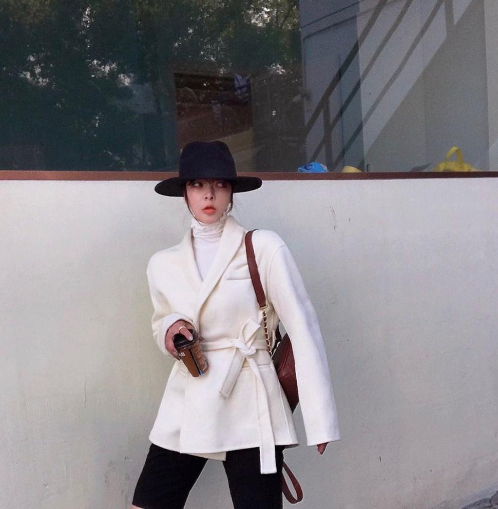 新款羊绒加腰带SML三个码，女装，尚映