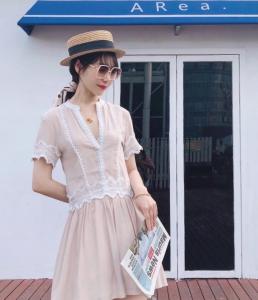 【现货】蕾丝边连衣裙,女装连衣裙,ONE