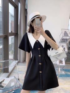 女装