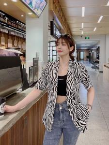 现货夏季斑马纹新款修身西服,女装,韩衫衣社