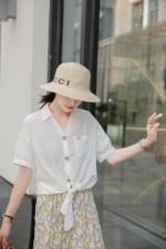休闲时尚小衫，女装，百变诱惑