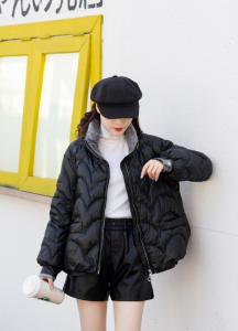 【现货】冬季新款，欧版宽松洋气显瘦羽绒服，女装羽绒服，东洋天堂之花
