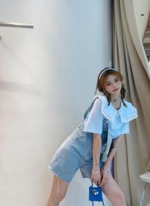 女装