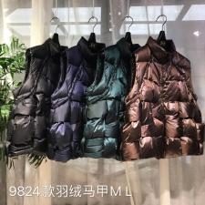 9824羽绒马甲重工艺手工编 四色ML两码 时尚凹造型，女装马夹，蓝衣可