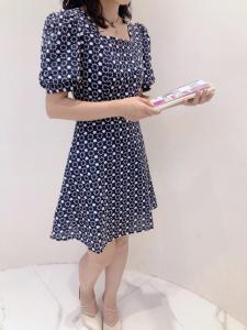 碎花连衣裙，版型超好,女装连衣裙,ME