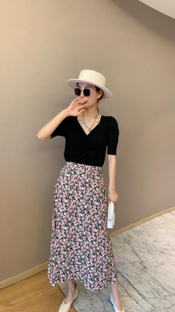 【现货】夏季新款显瘦V领两件套碎花裙，女装，东洋天堂之花