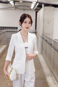 女装