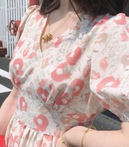 【现货】印花泡泡袖连衣裙,女装连衣裙,ONE