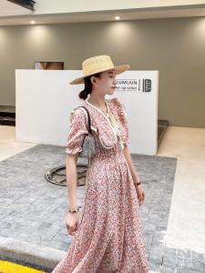 系列款花色连衣裙,女装连衣裙,百变诱惑