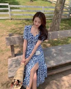 2021蓝色花开叉连衣裙长短款,女装连衣裙,小车家