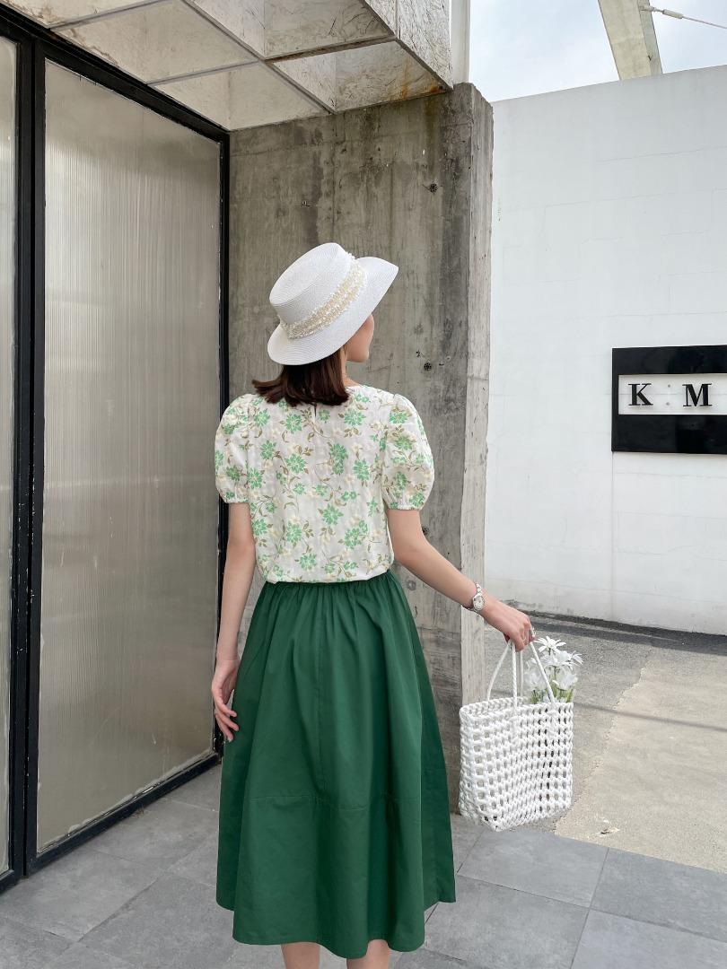 夏季新款刺绣印花绿色少女套裙，女装，水锦红