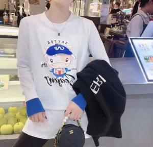 女装
