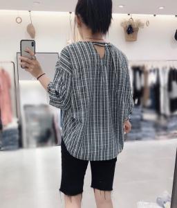 后小漏背格子上衣,女装,魅力可诗