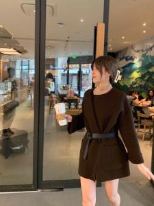 SL-2-21006柔系圆领配腰带百分百羊毛双面呢外套，女装，L·H·X