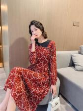 【现货】2021春季新款休闲修身显瘦连衣裙，女装连衣裙，荷塘月色