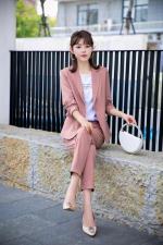 春装套装新品，女装职业装，德尔菲娜