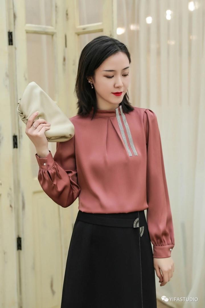 【现货】春装新款，女装，依一秀水