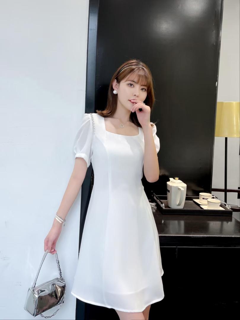 （现货）连衣裙，女装连衣裙，伊娜蕾尔