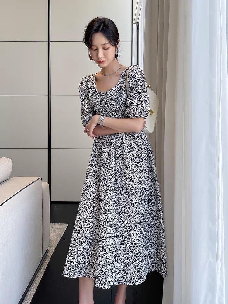 夏季新款碎花连衣裙，女装连衣裙，冰雪兒