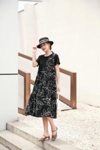 【现货】夏季新款 拼接连衣裙宽松显瘦气质连衣裙,女装连衣裙,得瑟空间