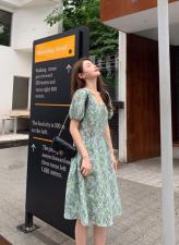 夏季新款，碎花连衣裙。，女装连衣裙，变格