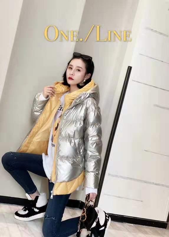 气质羽绒服，女装羽绒服，蓝芝依秀