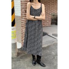 【现货】夏季新款压皱吊带连衣裙，女装背心吊带，木可可木R