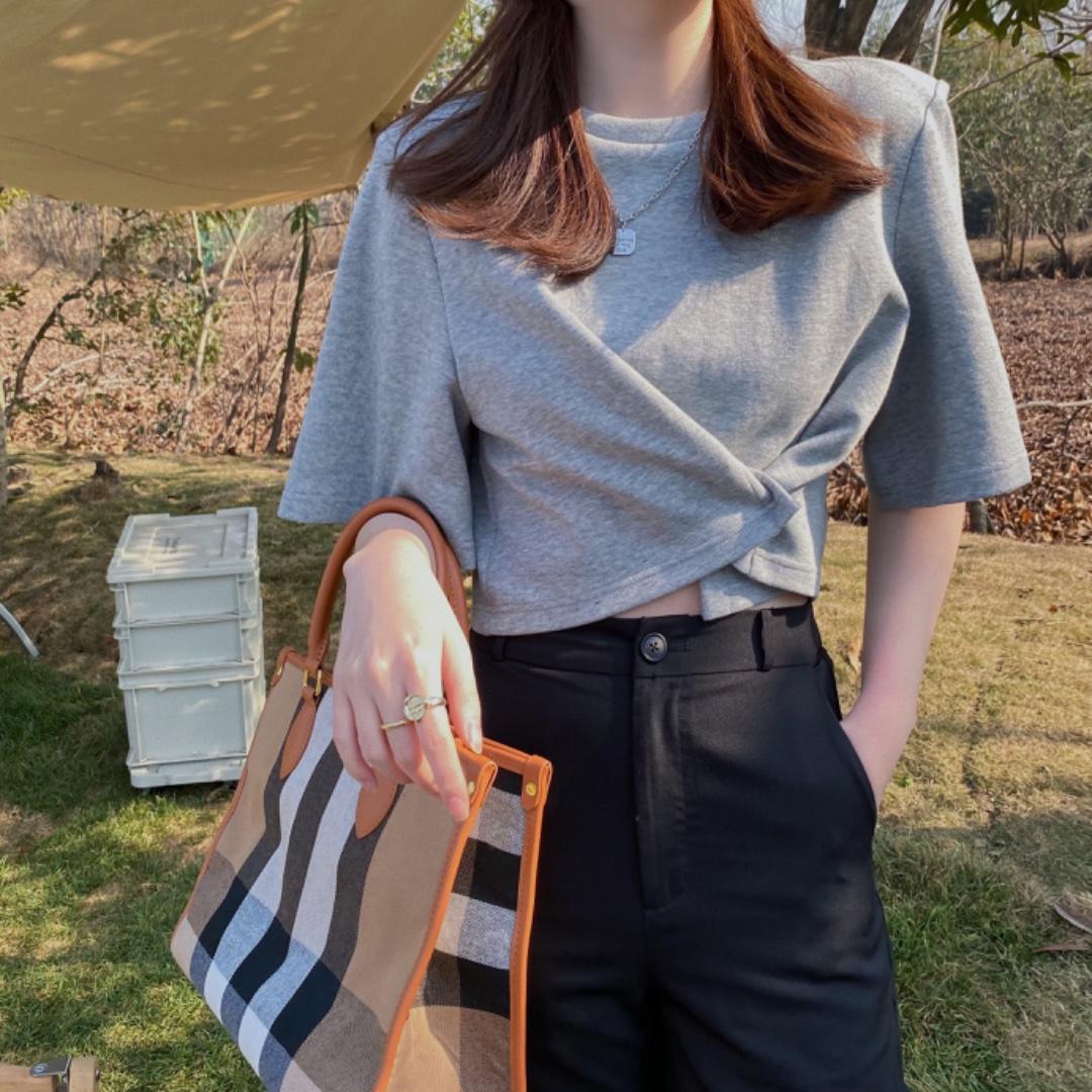 现货，阿M王炸款T。，女装，阿M