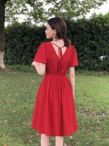 收腰显瘦连衣裙,女装连衣裙,百变诱惑