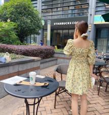 2021新款小碎花连衣裙，女装连衣裙，麦琪