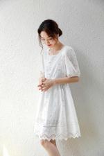 【现货】21夏季新款高品质绣花连衣裙，女装连衣裙，澄华