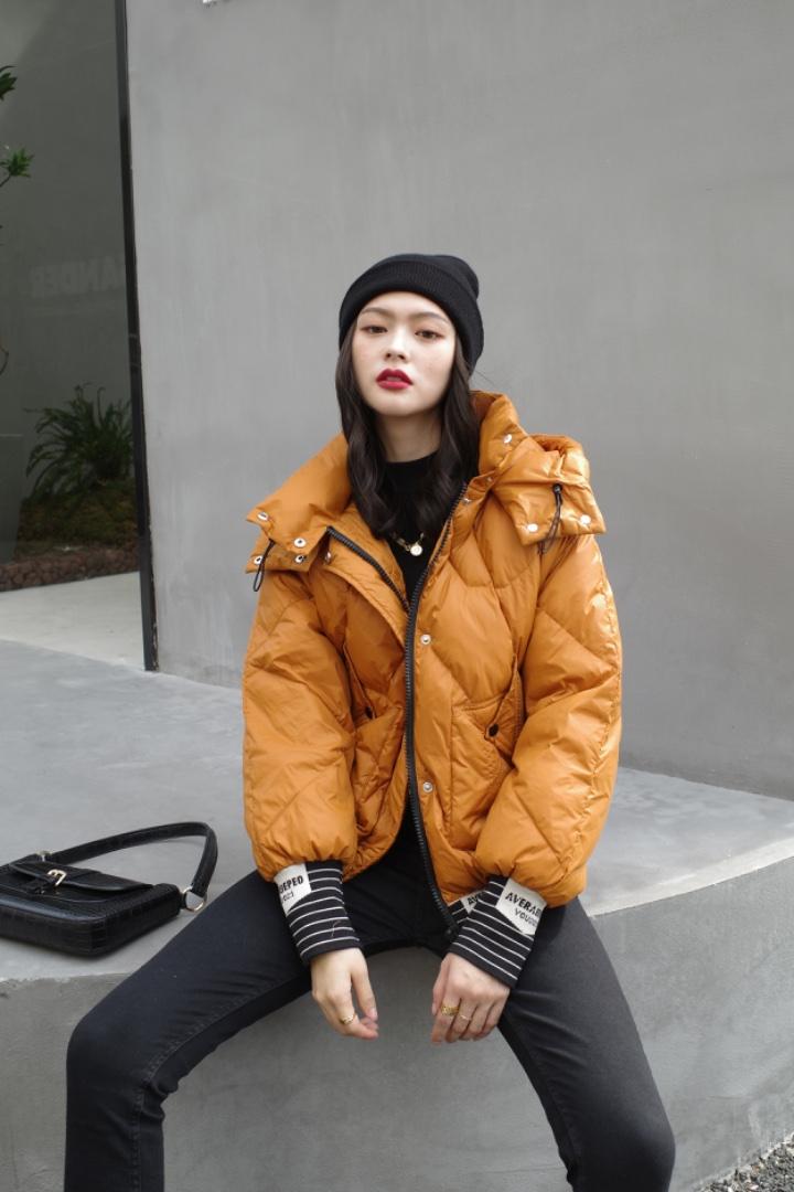 2021冬季羽绒服，女装羽绒服，易霏金熙