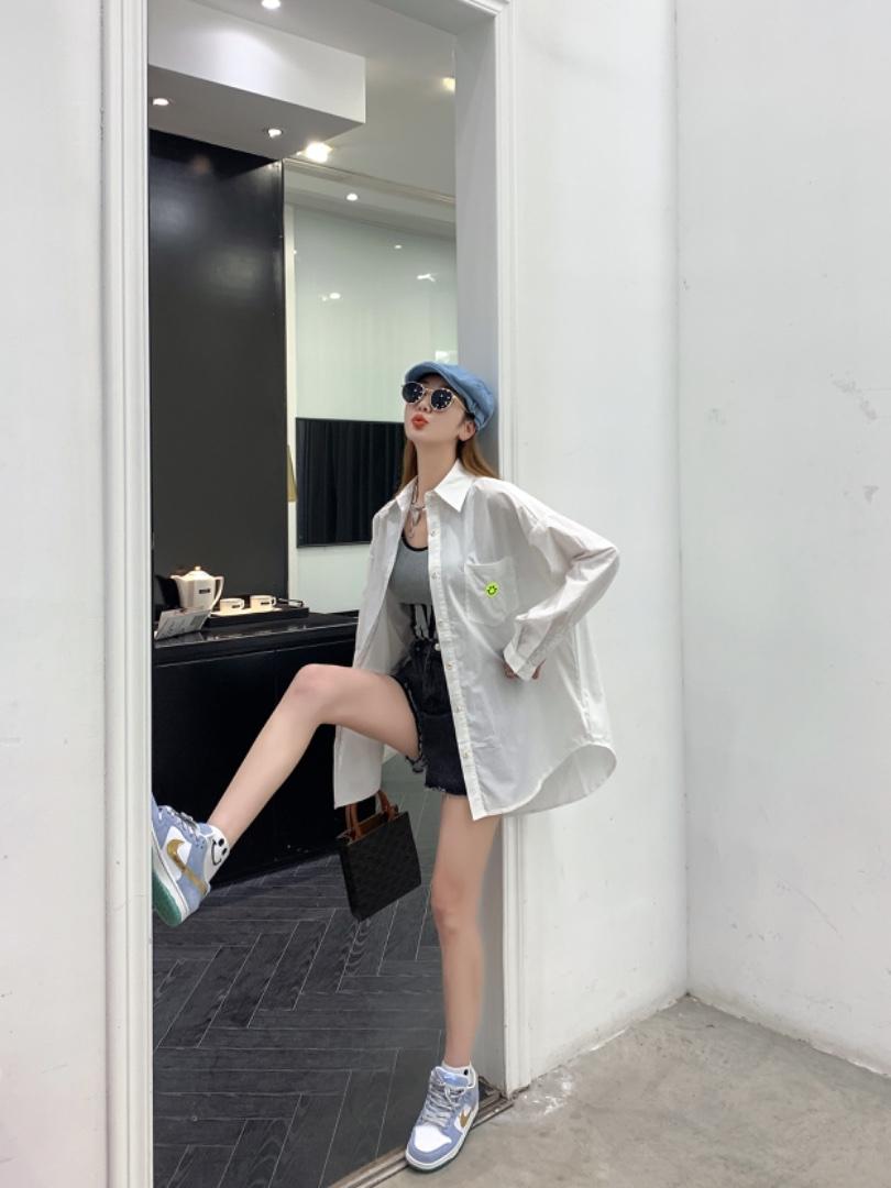 笑脸防晒衬衣好卖ML，女装，潮不落