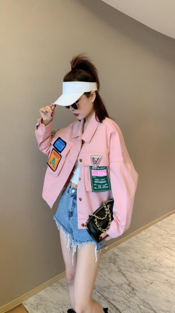 夏季新款彩色贴标牛仔外套，女装，雪儿诱惑