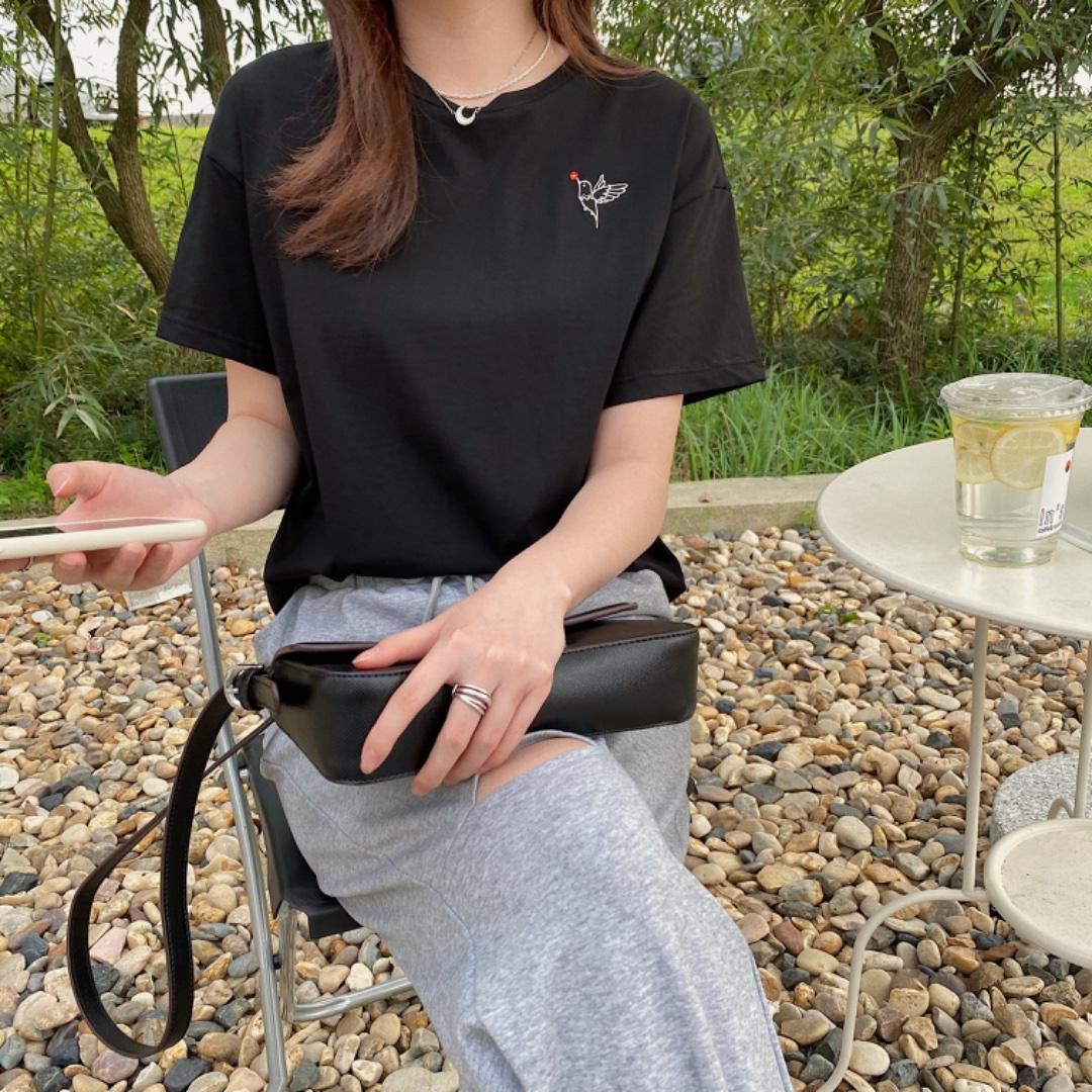 现货，阿M自制易烊千玺同款纹身T。，女装，阿M