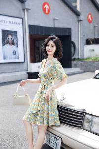 现货 夏季新款碎花连衣裙,女装连衣裙,煊芮熙