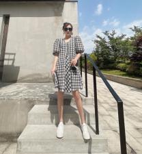 夏季新款韩版连衣裙，女装连衣裙，米壹