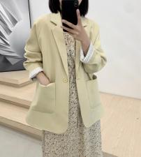 春款里衬拼条纹西服，女装，赫她娜