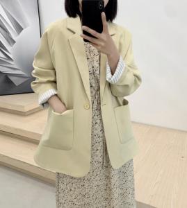 春款里衬拼条纹西服,女装,赫她娜