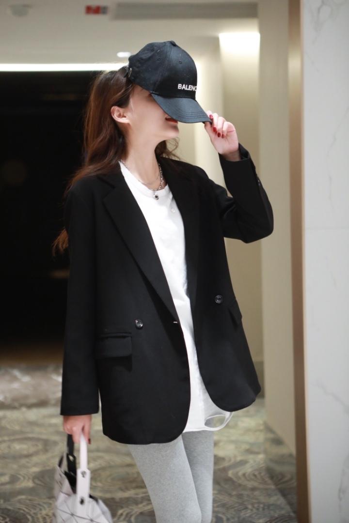 2021春季新款，气质纯色小西装，女装西装，欧佩琳