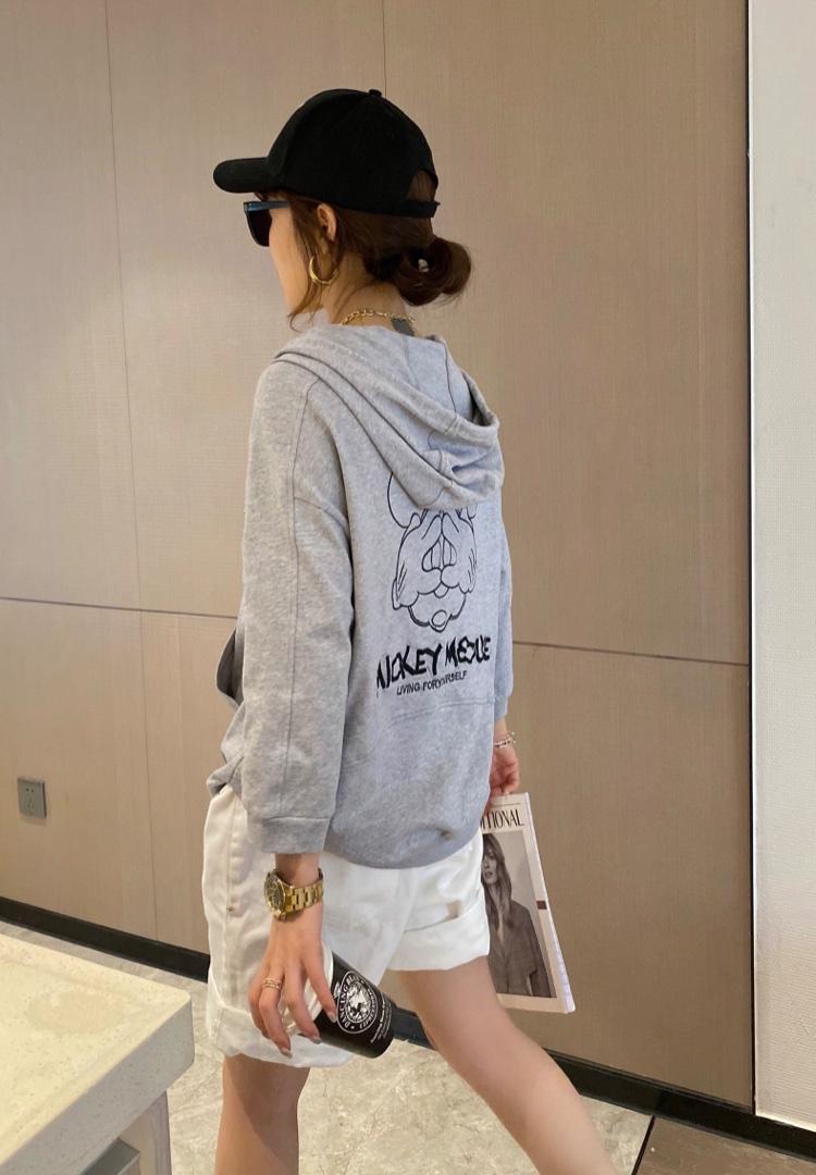 【现货】夏季新款针织连帽半拉链时尚刺绣圆领七分袖卫衣，女装卫衣/绒衫，微迪菲