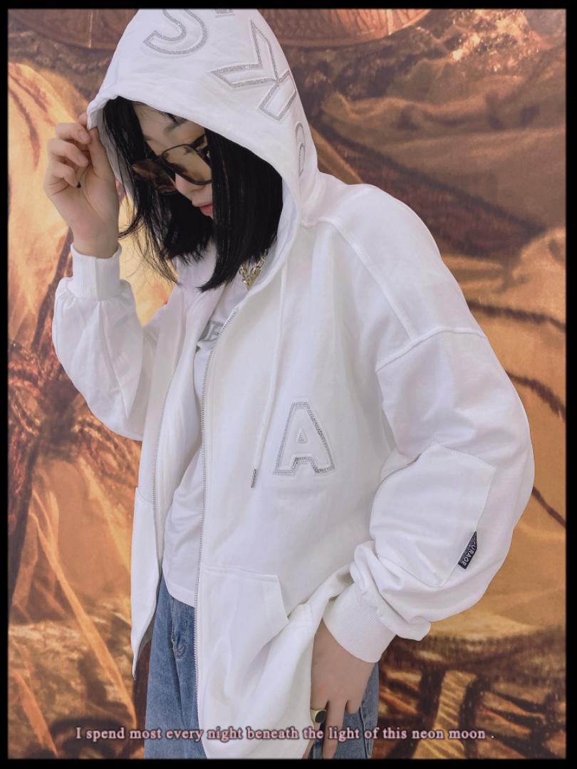 时尚立体字母卫衣，女装卫衣/绒衫，DD+(4F)
