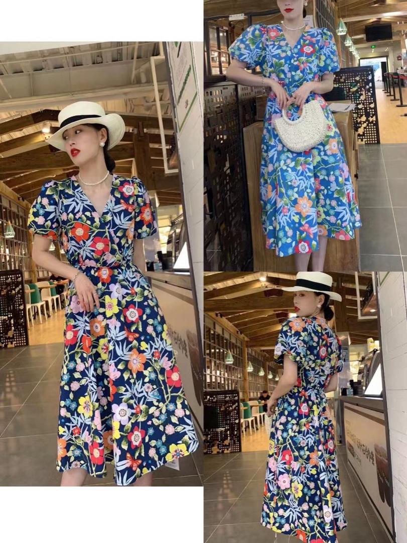 夏季新款花花宽松休闲连衣裙，女装连衣裙，时戴衣人